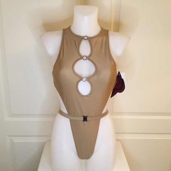 Women’s Sexy One Piece Bathing Suit - Picture 4 of 8